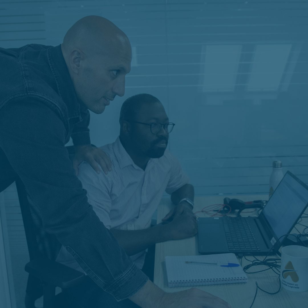 Avec plus de 25 ans d'expérience dans la qualité logicielle, Aldemia est votre partenaire de confiance pour diagnostiquer et résoudre les problématiques techniques complexes. Nous travaillons main dans la main avec vos équipes pour garantir la fiabilité, la performance et la sécurité de vos systèmes.