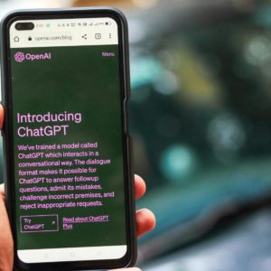 IA et qualité logicielle : prompt, assistant spécialisé ou fine-tuning ?